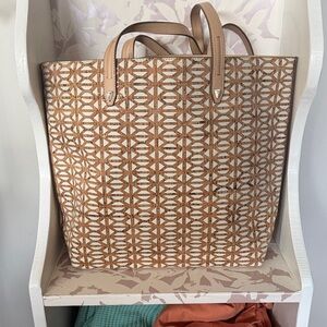 Stella & Dot Taj Cork Tote Bag Geometric Lattice Print Tan